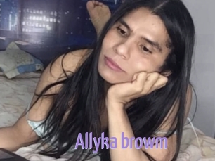 Allyka_browm