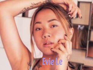 Evie_Le