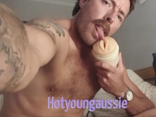 Hotyoungaussie