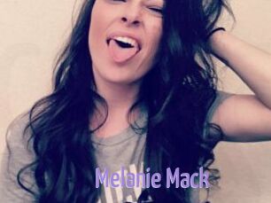 Melanie_Mack