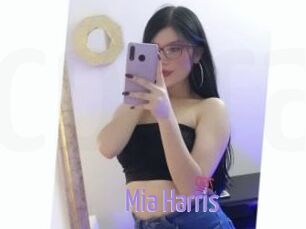 Mia_Harris