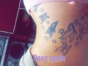 Roxy_spank