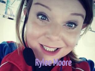 Rylee_Moore