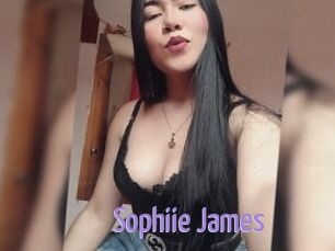 Sophiie_James