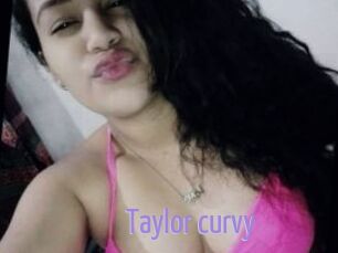 Taylor_curvy